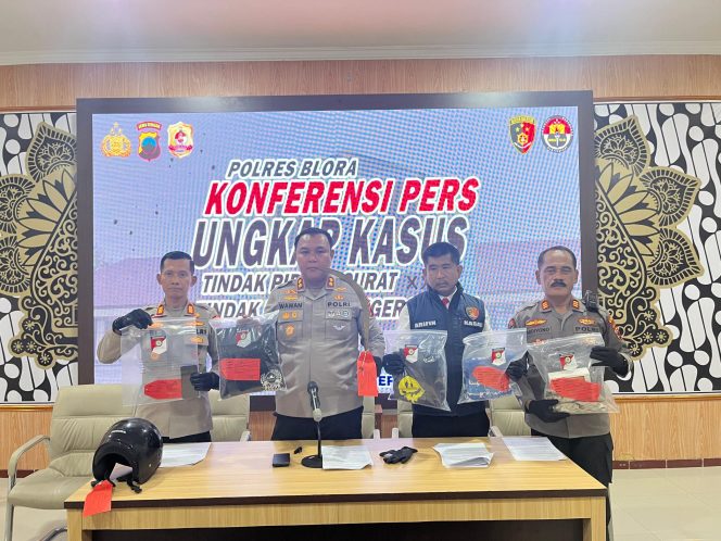 
					Salah Sasaran Usai Ditantang Tawuran di Instagram, Tujuh Pemuda di Cepu Ditangkap Polisi
