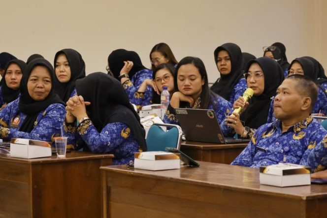 
					Sekda Grobogan Tekankan Evaluasi dan Kolaborasi untuk Percepat Penurunan Stunting ‎