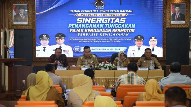 
					Pemkab Blora dan Bapenda Jateng Perkuat Sinergi Tingkatkan Kepatuhan Pajak Kendaraan Bermotor ‎
