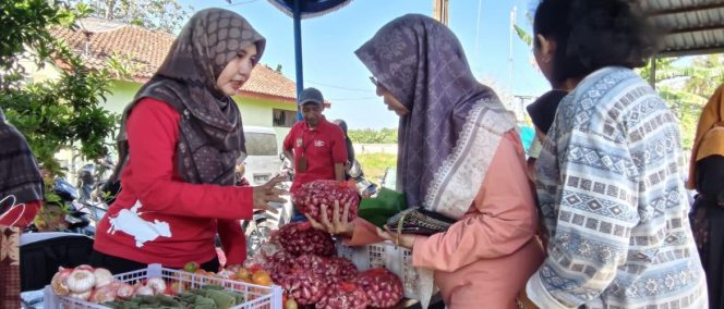 
					Pasar Tani Pasti Marem Meriahkan Hari Jadi ke-285 Rembang, Dintanpan Bagikan 300 Voucher Tebus Murah
