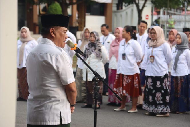 
					Hari Terakhir Mengabdi sebagai ASN, Sekda Komang Gede Irawadi Pamit Usai 31 Tahun Berdinas di Blora
