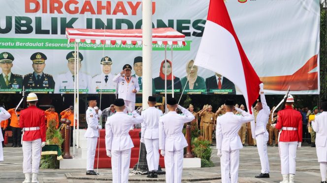 
					Bupati Blora Sampaikan Duka untuk Korban Bencana, Ajak Warga Gotong Royong Membantu ‎