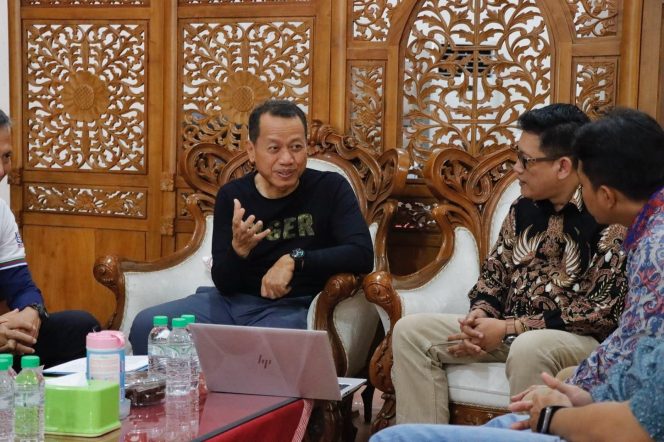 
					Bupati Kudus Dukung Kretek Jadi Warisan Budaya Takbenda Indonesia
