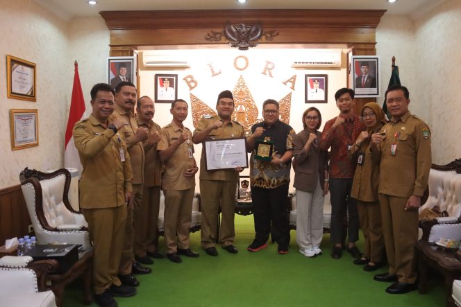 
					Pemkab Blora Raih Penghargaan Mitra KKN Terbaik dari Universitas Budi Luhur