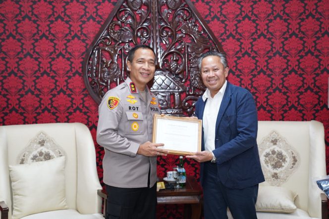 
					Ditressiber Polda Jateng Terima Apresiasi FBI atas Pengungkapan Penipuan Siber Lintas Negara
