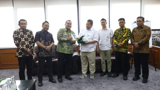 
					535 KK Terdampak Bendung Karangnongko, Bupati Blora Perjuangkan Kepastian Relokasi