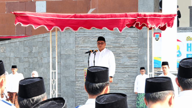 
					Wabup Rembang Ajak Santri Kuasai Teknologi Tanpa Tinggalkan Tradisi Pesantren