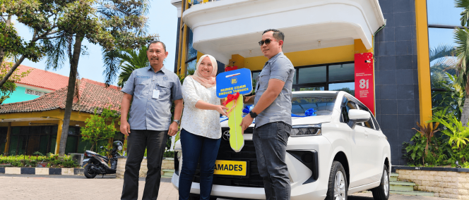 
					Rajin Menabung Sejak SMP, Warga Rembang Menang Toyota Avanza dari Undian BPR BKK Lasem