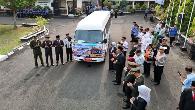 
					Bus Sekolah Gratis Blora Resmi Diluncurkan, Layani Koridor Blora–Kunduran