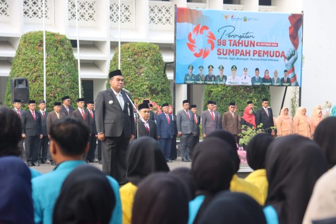 
					Sumpah Pemuda ke-98, Bupati Blora Beri Penghargaan kepada Lima Pemuda Inspiratif