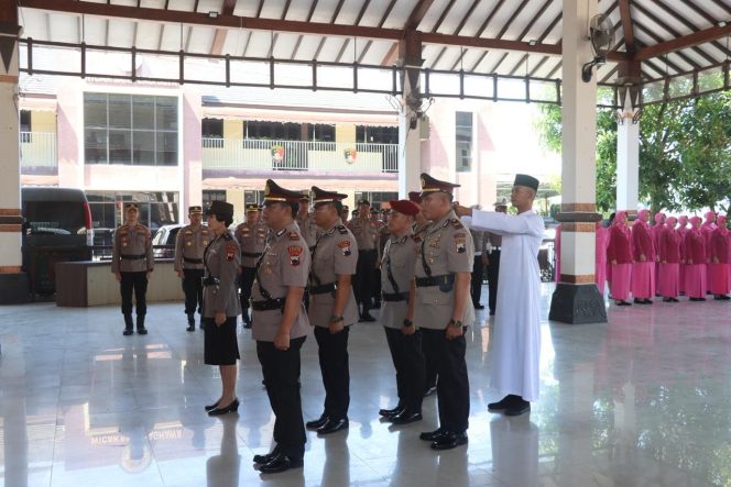 
					Kapolres Demak Pimpin Sertijab Sejumlah Pejabat, Tekankan Profesionalisme dan Pelayanan Publik