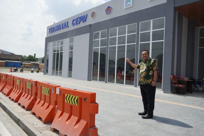 
					Dibangun Dengan Dana Kemenhub Rp 32 Miliar,  Terminal Bus Cepu Jadi Terbaik di Perbatasan Jateng – Jatim