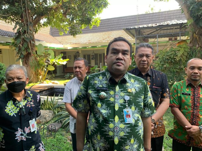 
					Bupati Arief Rohman Pecat Direktur Umum dan Pemasaran BPR Bank Blora Artha Secara Tidak Hormat, Apa Masalahnya !!??