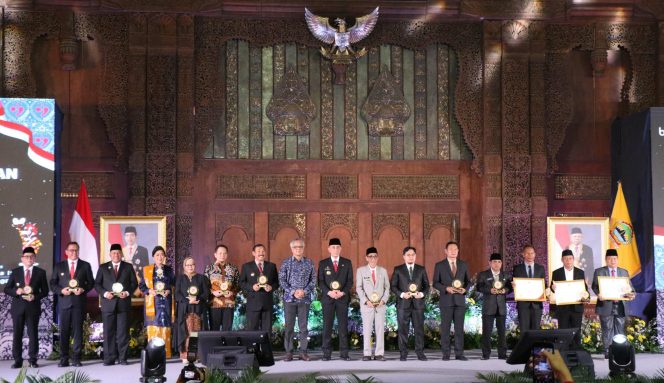 
					Pemkab Bojonegoro Raih Penghargaan Tingkat Nasional, Sukses Turunkan Angka Stunting