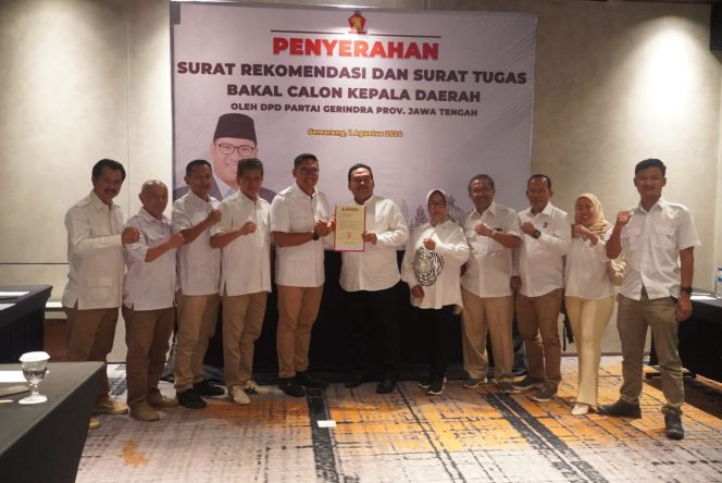 
					Partai Gerindra Resmi Usung H. Arief Rohman dan Hj. Sri Setyorini pada Pilkada Blora 2024