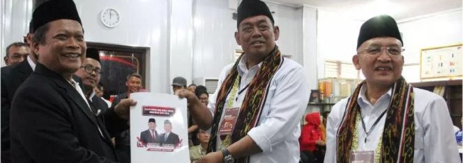 
					Pasangan Hadi-Sugeng Resmi Daftar Pilkada Grobogan 2024, Janji Tuntaskan Pembangunan 100 Persen