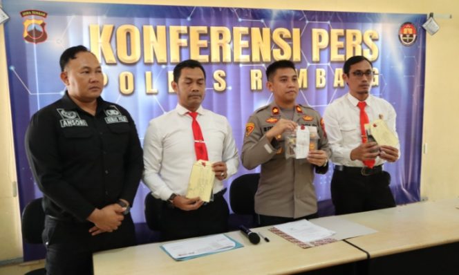 
					Jajaran Satresnarkoba Polres Rembang Bekuk Dua Kurir Narkotika