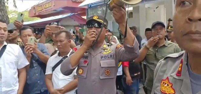 
					Keributan Antar Pendukung Paslon di Pilkada Grobogan, Polisi Amankan Situasi