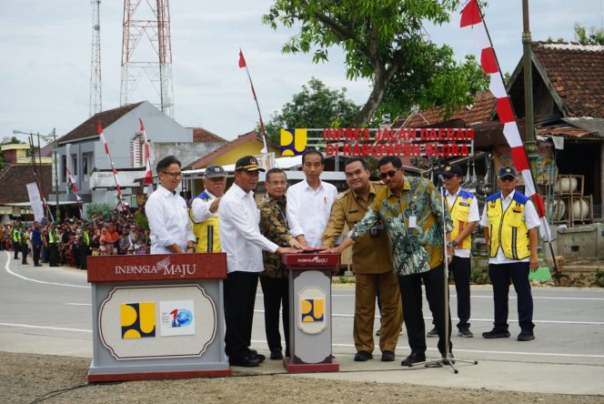 
					Capaian Kinerja Arief Rohman Selama 3,5 Tahun Kepemimpinan, Fokus Pembangunan dan Kesejahteraan
