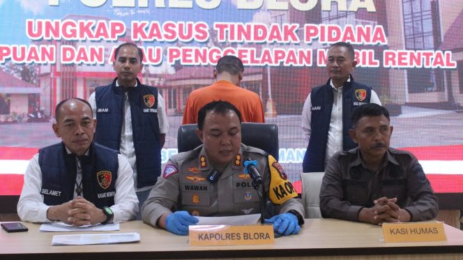 
					Polres Blora Ungkap Kasus Penggelapan Mobil oleh Pelaku AWS, Warga Ngawen