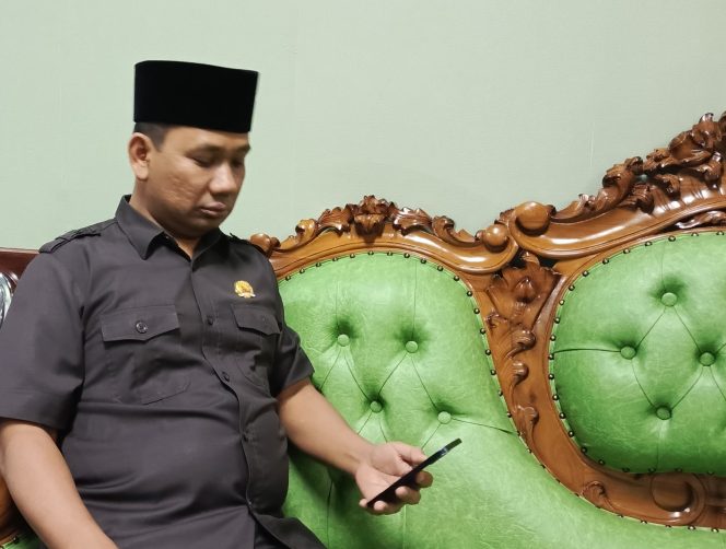 
					Ketua DPRD Blora Mustopa: Tanggapi Kampanye Hitam dengan Tenang, Jaga Kerukunan di Pilkada