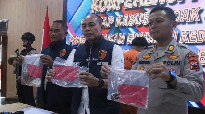 
					Satreskrim Polres Blora Amankan 8 Orang Terkait Pengrusakan Rumah Warga di Kedungtuban