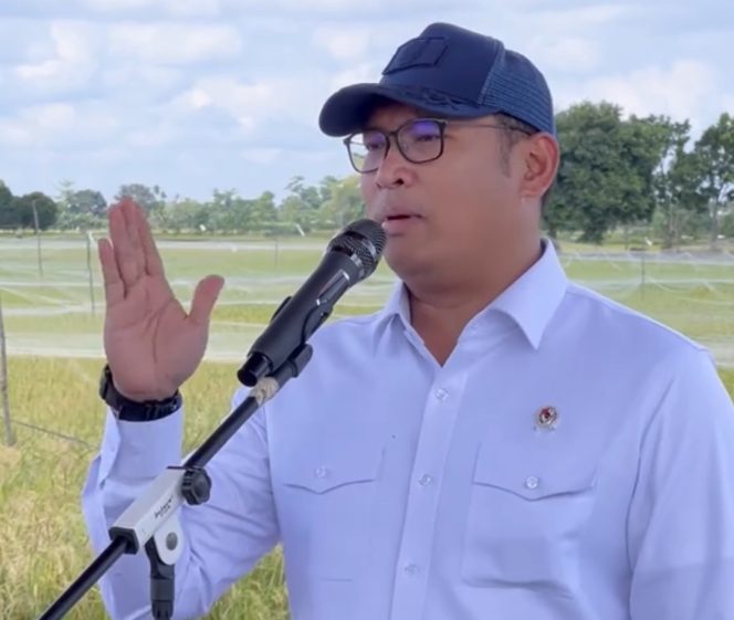 
					Wamentan Sudaryono Tegaskan HPP Gabah Rp 6.500 Berlaku Mulai 15 Januari 2025