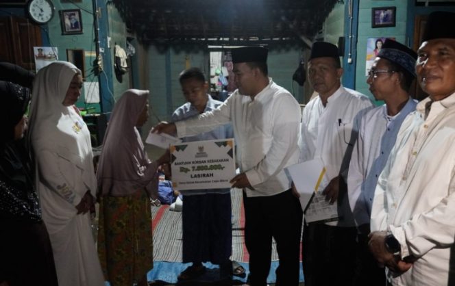 
					Bupati Blora Jenguk Korban Kebakaran di Desa Getas, Serahkan Bantuan dari Baznas