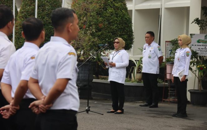 
					Hari Pertama Masuk Kantor, Wabup Blora Sri Setyorini Pimpin Apel ASN