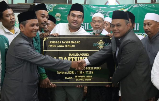
					Masjid Agung Baitunnur Blora Ditetapkan Sebagai Masjid Bersejarah