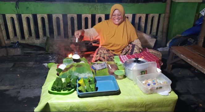 
					Menjaga Tradisi Serabi Blora Selama 15 Tahun, Mbak Novi Tak Pernah Absen Berjualan di Depan RSIA Annisa
