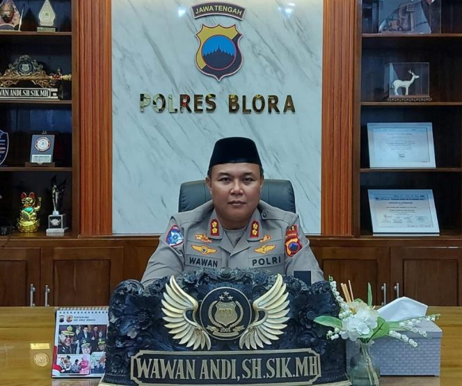 
					Kapolres Blora Dukung Regulasi Sumur Minyak Rakyat: Demi Kepastian Hukum dan Kesejahteraan Masyarakat