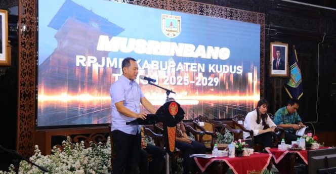 
					Bupati Kudus Minta Dukungan Semua Pihak Capai Visi 2025-2029