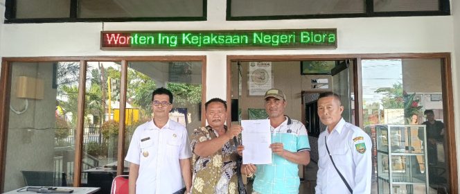 
					Mantan Anggota DPRD Blora Cabut Laporan Terhadap Kades Jurangjero, Ini Alasannya