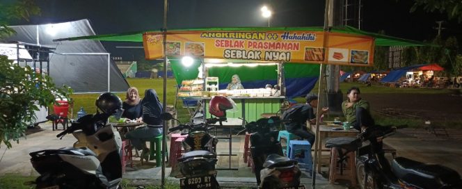 
					“Angkringan ++ Hahahihi Seblak Prasmanan Seblak Nyai”, Warung Unik Riris Yulianti yang Jadi Magnet Kuliner Malam di Kridosono Blora