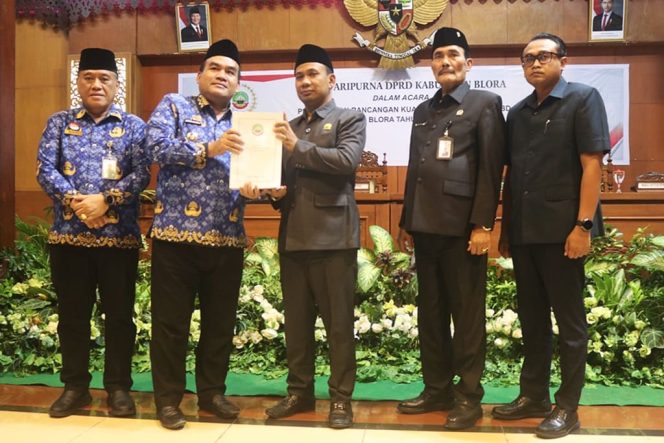 
					DPRD Blora Gelar Rapat Paripurna Penyampaian Rancangan KUA-PPAS Perubahan APBD 2025