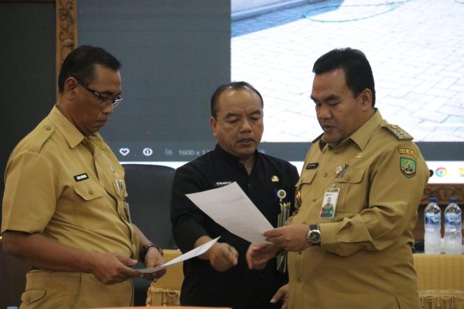 
					Bupati Usulkan Penambahan Kuota SMA, SMK, dan SLB Negeri di Blora