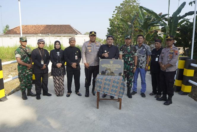 
					Jembatan Pandawa Lima Diresmikan, Akses ke TK dan SD Trembulrejo Kini Lebih Nyaman