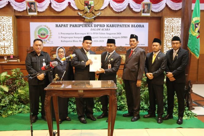 
					DPRD Blora Gelar Paripurna Penyampaian KUA-PPAS 2026, Fokus pada Swasembada Pangan dan Penguatan Ekonomi Lokal