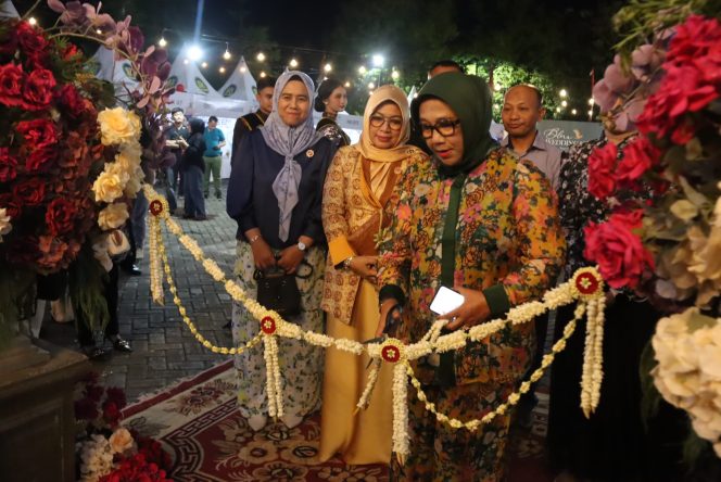
					Blora Wedding Festival 2025 Resmi Dibuka, Angkat Tema “Sasmitaning Lembayung”