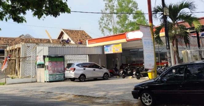 
					Pemkab Rembang Tegaskan Larangan Toko Modern Buka 24 Jam