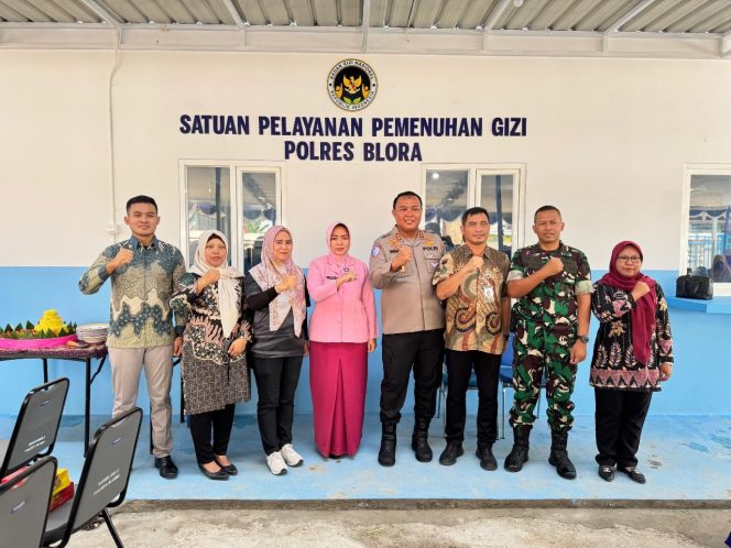 
					Jaminan Gizi Aman Anak Blora, Kapolres Resmikan SPPG dengan Standar Ketat