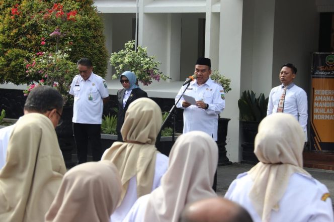 
					TKD Blora 2026 Diproyeksi Turun Rp 370 Miliar, Bupati Arief Rohman Tekankan ASN Tetap Layani Masyarakat dengan Baik