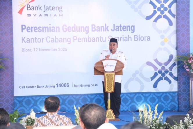 
					Bupati Arief Rohman Resmikan Kantor Cabang Pembantu Syariah Bank Jateng Blora, Dorong Ekonomi Daerah Berbasis Syariah