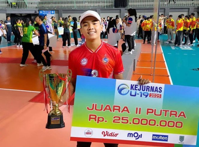 
					Kevin Byantara, Atlet Muda Asal Klopoduwur Blora Raih Juara 2 Kejurnas Bola Voli U-19 2025
