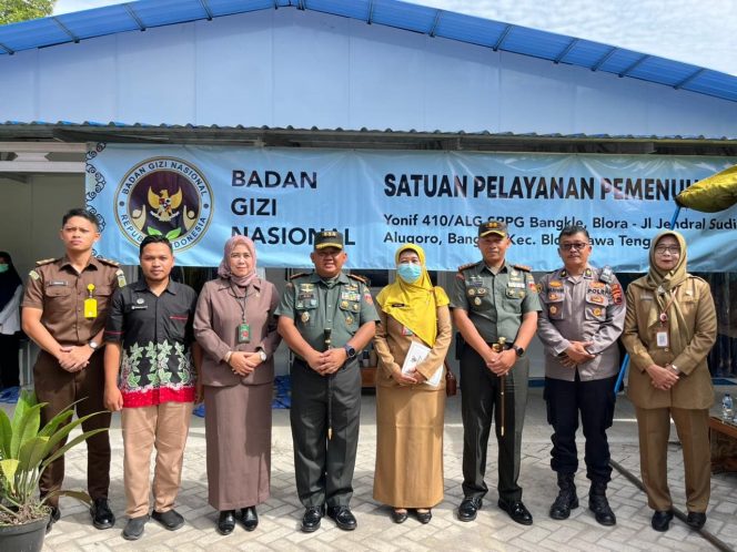 
					Danrem 073/Makutarama Resmikan SPPG Yonif 410/Alugoro Blora Dukung Program MBG