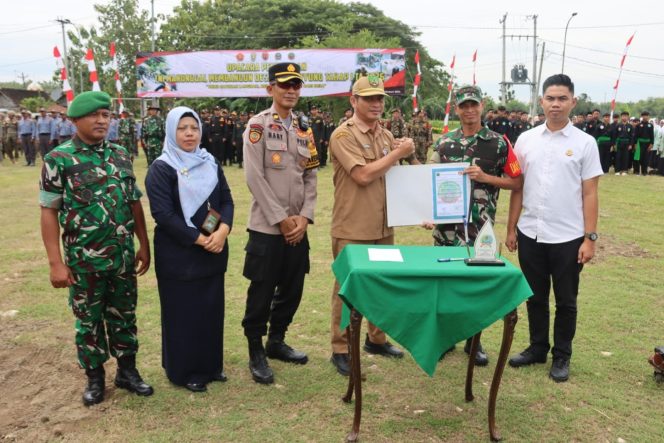 
					TMMD Sengkuyung Tahap I 2026 di Desa Sumber Fokus Bangun Jalan Rabat Beton 280 Meter ‎