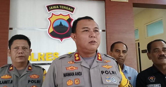 
					Polres Blora Tetapkan Tersangka Kasus Penganiayaan Kucing di Lapangan Kridosono