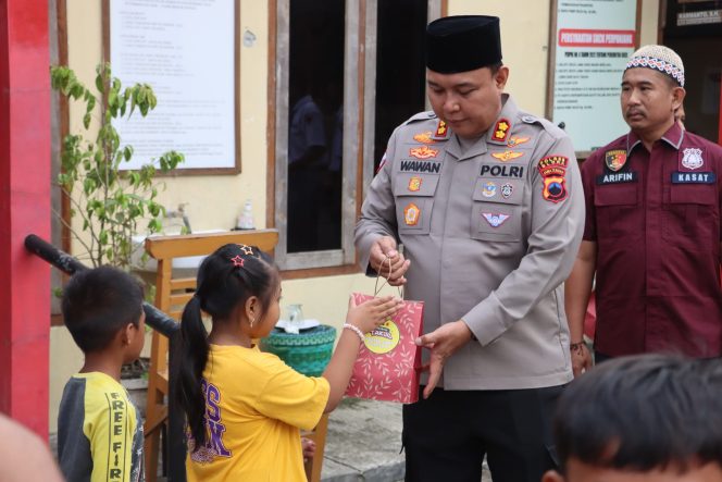 
					Polres Blora Bagikan 500 Takjil dan Gelar Buka Bersama Libatkan Gen Z di Jiken