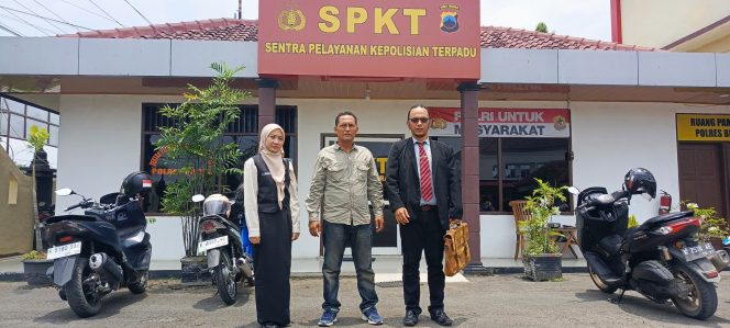 
					Agus Palon Penuhi Pemeriksaan sebagai Tersangka, Serahkan Motor ke Penyidik